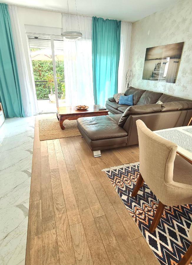 Apartments Tivat Exterior photo